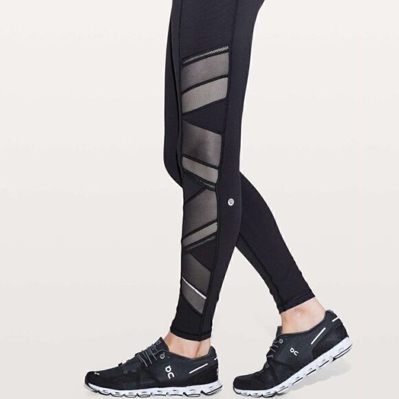 Lululemon Speed Up Tight *Mesh 28" in Black - Picture 2 of 9
